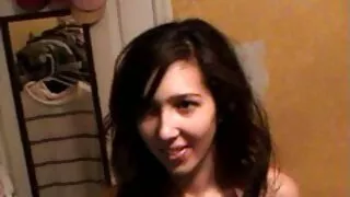 ງາມ brunette ກັບ tits ໃຫຍ່ ມີເພດສໍາພັນ