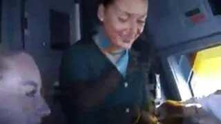 Vixen ກັບຕາ gorgeous ດູດ cock