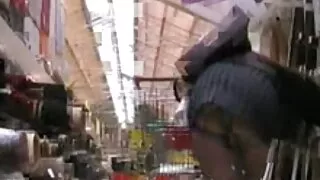 Sexy brunette ດູດ cock ຂອງຂ້າພະເຈົ້າແລະໄດ້ຮັບການໂຫຼດກ່ຽວກັບໃບຫນ້າຂອງນາງ