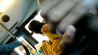 ຫົວແດງໃຫຍ່ທຽບກັບງູດຳ 9 ນິ້ວ