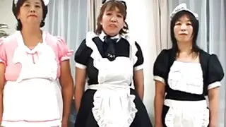 ງາມຜິວເນື້ອສີຂາວ Emo babe ສໍາຜັດກັບຕົນເອງ