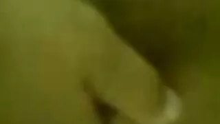 Milky busty babe ເຮັດວຽກ clit ຂອງນາງຢູ່ໃນ webcam