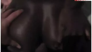ກົ້ນໄດ້ຕະຫຼອດຂຶ້ນແລະລົງ