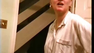 ຫນຸ່ມຄີເພດສໍາພັນໃນໂຮງແຮມ
